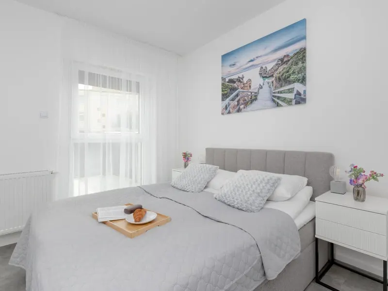 Stylowy Apartament | Balkon, Parking, Blisko Plaży – zdjęcie 2
