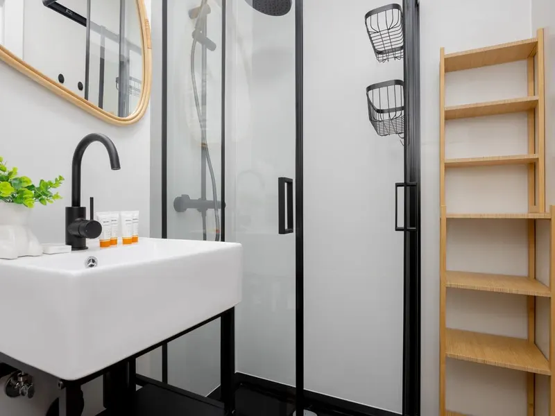 Przestronny Apartament dla 6 Osób | Balkon | Miejsce do Pracy – zdjęcie 5