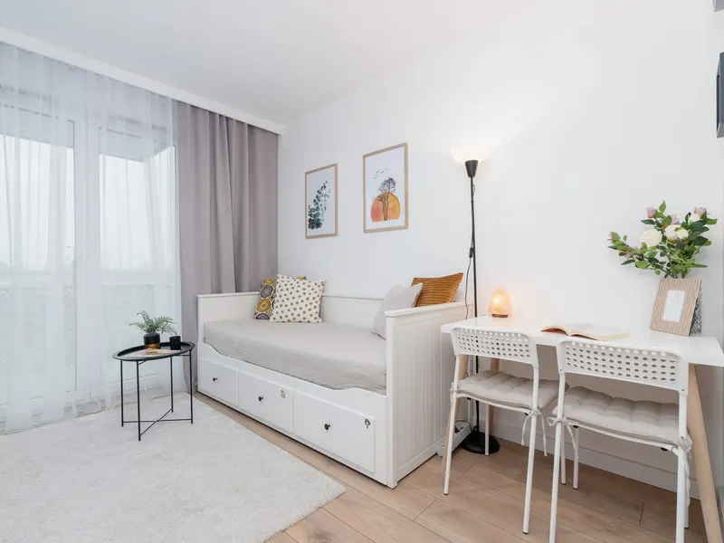 Compact Studio for Two | Balcony and Parking – photo 1