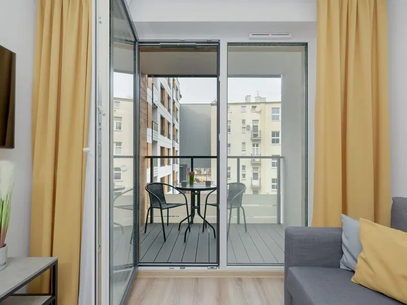 Nowoczesny Apartament dla 4 Osób | Umeblowany Balkon – zdjęcie 3