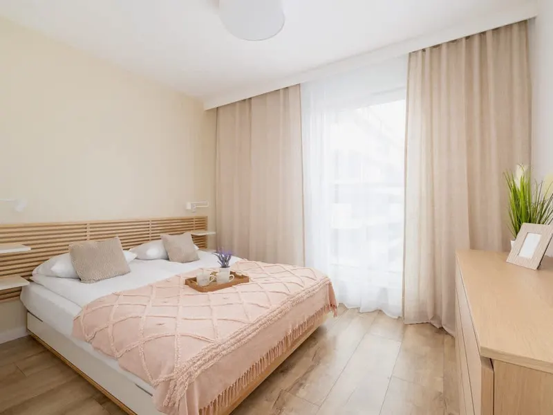Geräumige Wohnung | 2 Schlafzimmer, Parkplatz, Balkon – Foto 2