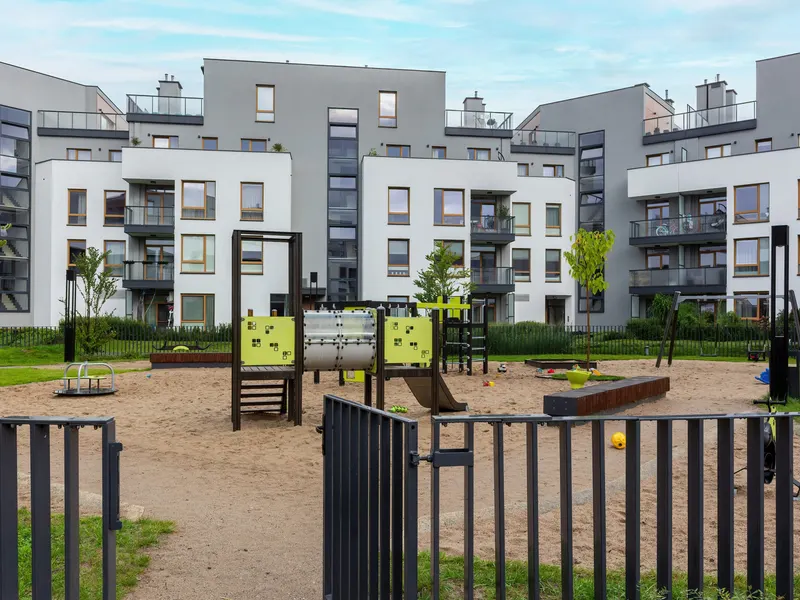 Jasny Apartament na Wilanowie | Balkon – zdjęcie 5