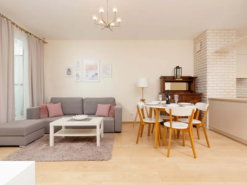 Jasny Apartament na Wilanowie | Balkon – zdjęcie 1