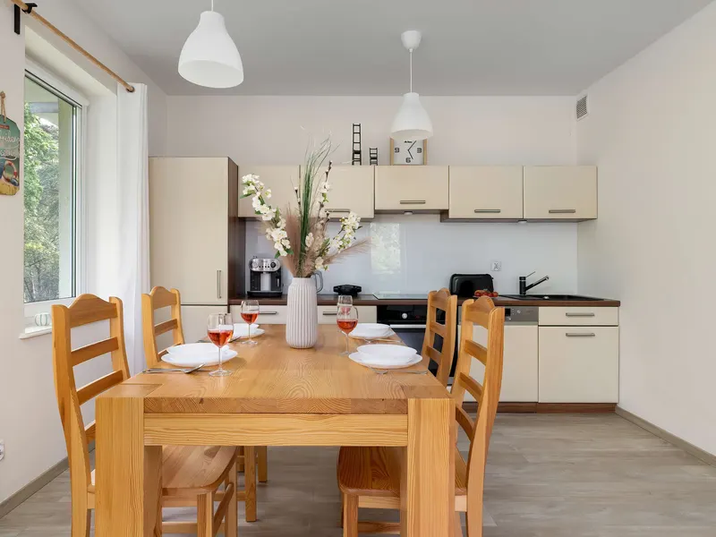 Geräumige Wohnung mit Balkon | 100 m zum Strand – Foto 4