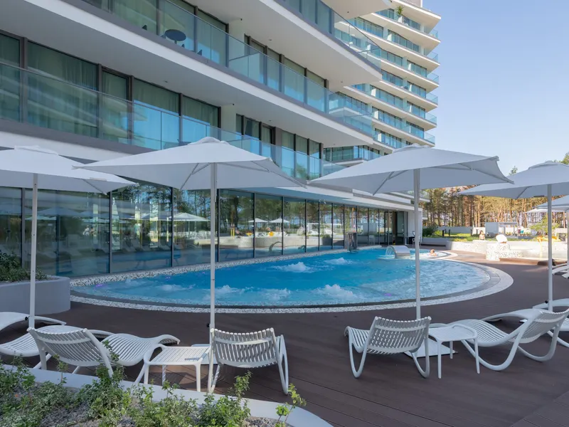 Prestigious Sea-View Apartment | Swimming Pool and Parking – photo 4