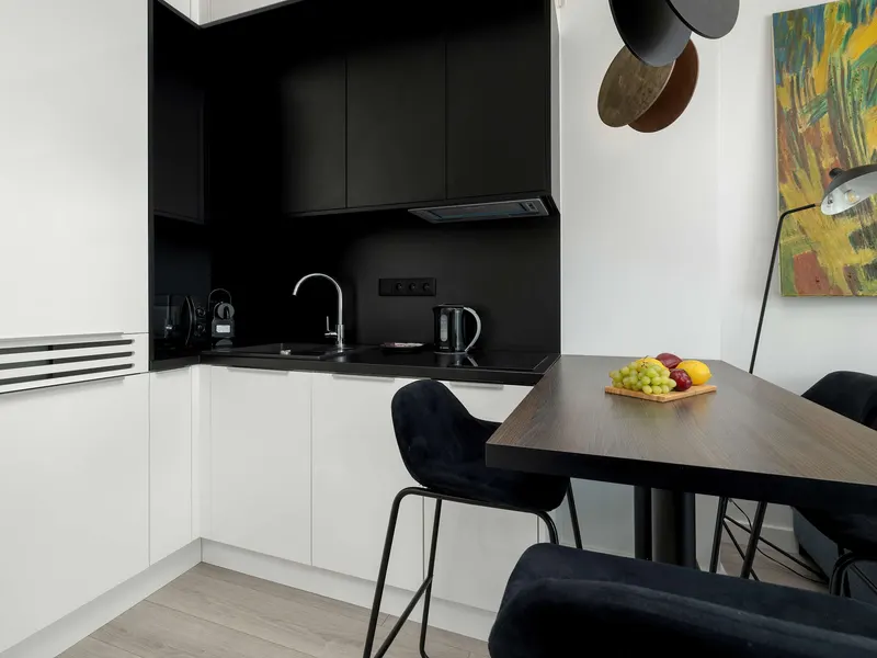Air-conditioned Apartment | Balcony with Sea View – photo 5