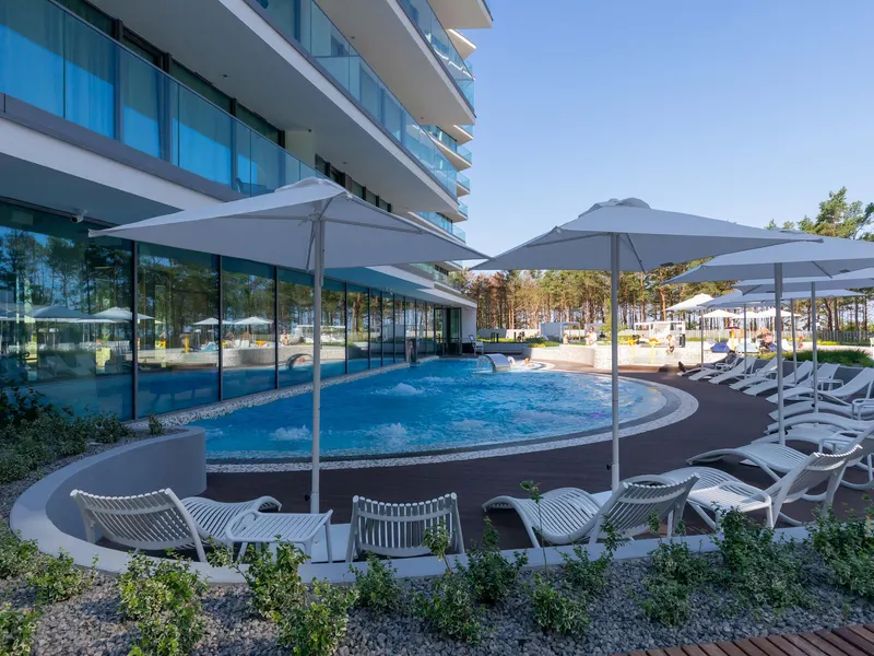 Air-conditioned Apartment | Balcony with Sea View – photo 4