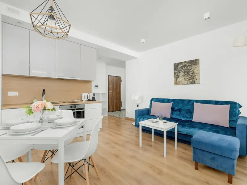Komfortowy Apartament | Balkon | Blisko Bulwarów Wiślanych – zdjęcie 2