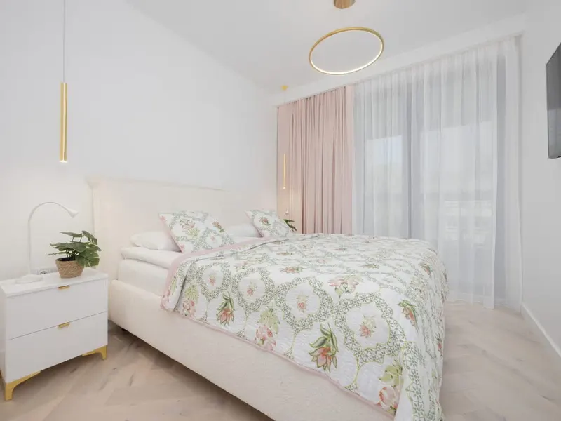 Spacious Flat with a Balcony | Air Conditioning – photo 2