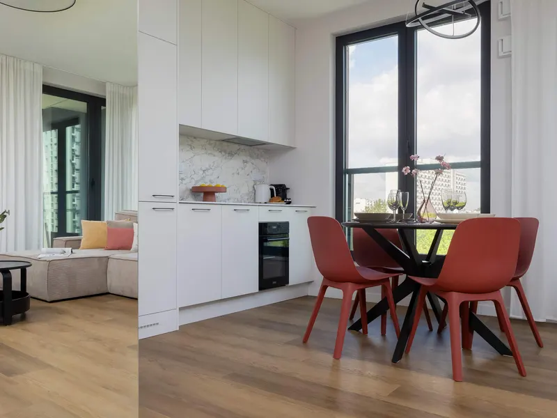 Stilvolle Wohnung im Zentrum | Balkon | Parkplatz | Smart TV – Foto 4