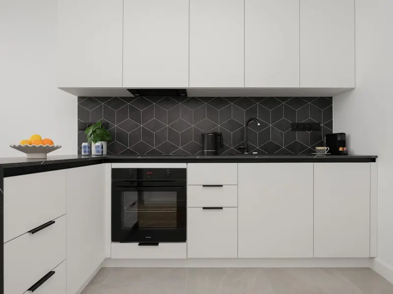 Elegantes Apartment mit Balkon | Nähe Metro, Arbeitsplatz – Foto 3