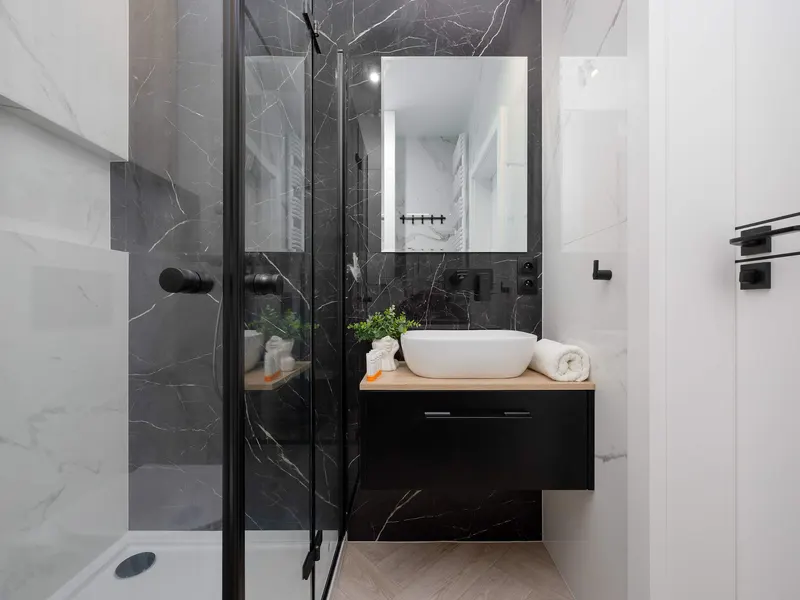 Stylowy Apartament w Centrum | Klimatyzacja i Balkon – zdjęcie 4