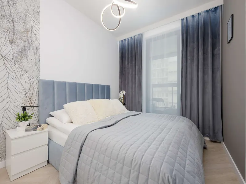 Stylowy Apartament w Centrum | Klimatyzacja i Balkon – zdjęcie 2