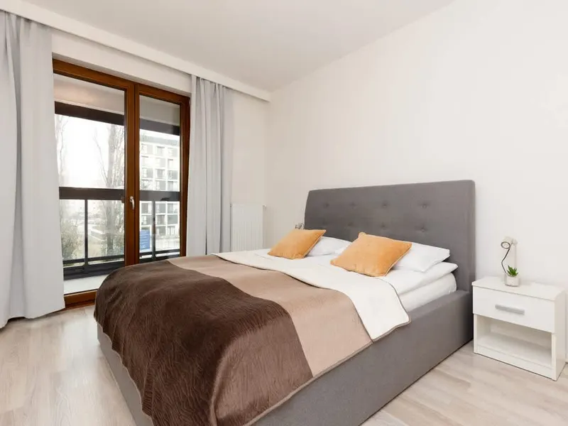 Air-conditioned Apartment in Wola | Parking | Balcony | Work Space – photo 2