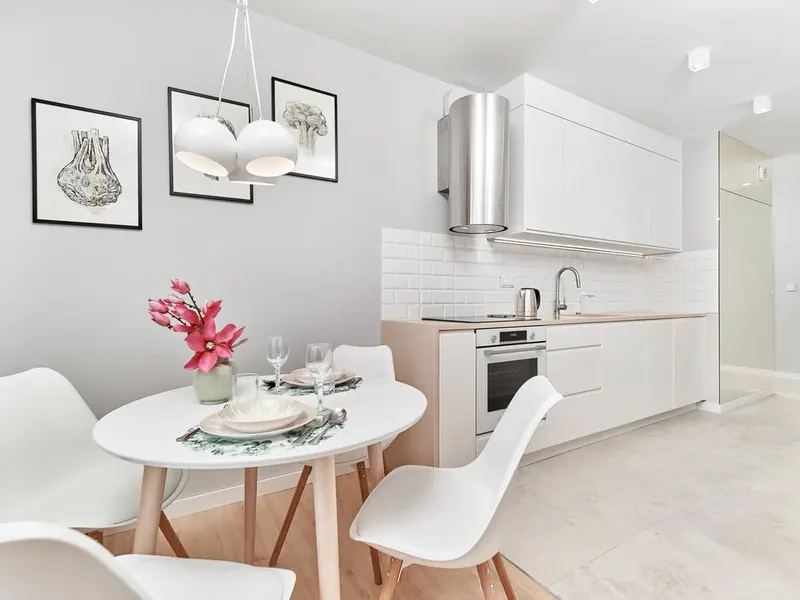 Stylowe Studio we Wrocławiu | Balkon i Parking – zdjęcie 3