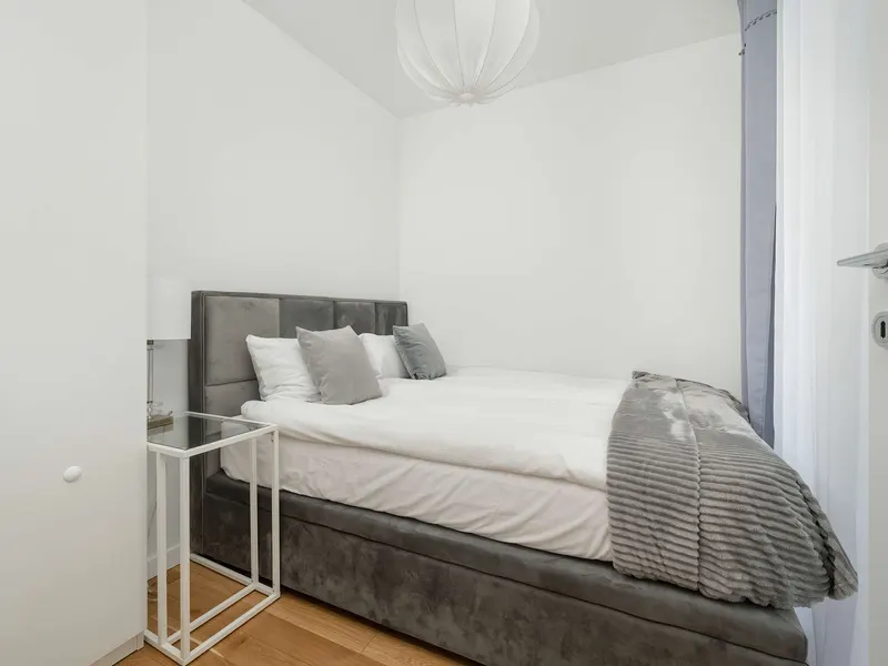 Stylowy Apartament z Balkonem | Parking | Blisko Sky Tower – zdjęcie 2