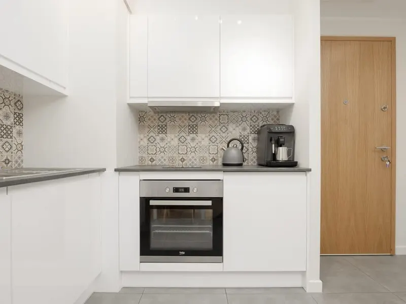 Air-conditioned Apartment in the Center | Parking and Balcony – photo 3