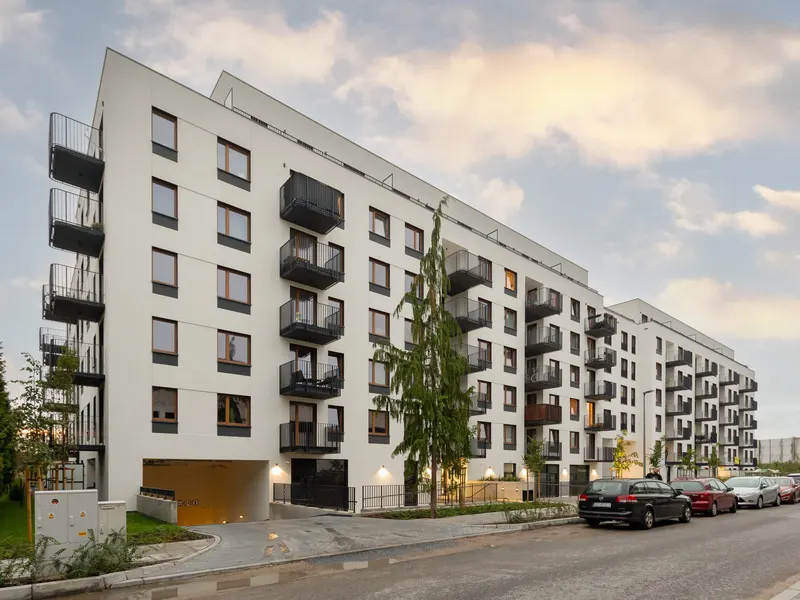 Klimawohnung in Ursus | Terrasse und Privatparkplatz – Foto 4