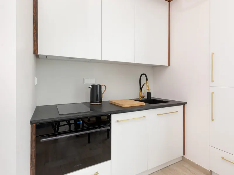 Klimatyzowany Apartament w Centrum | Stylowe Wnętrza | Miejsce do Pracy – zdjęcie 3