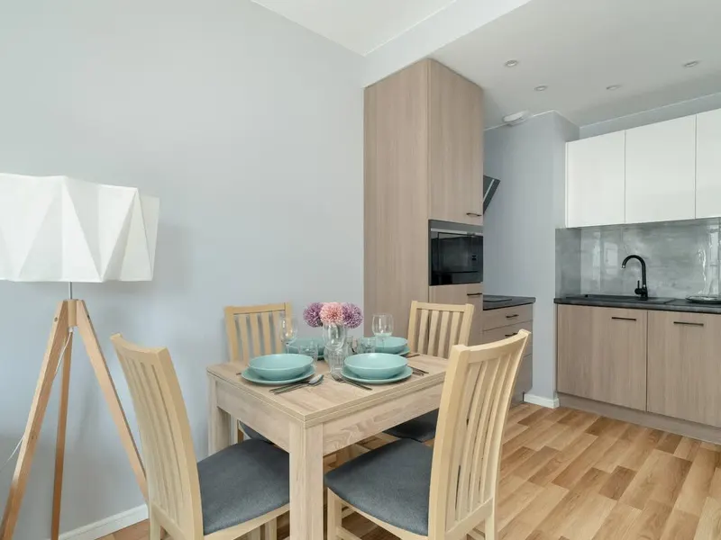 Elegant Apartment in the Center | Parking and Balcony – photo 3