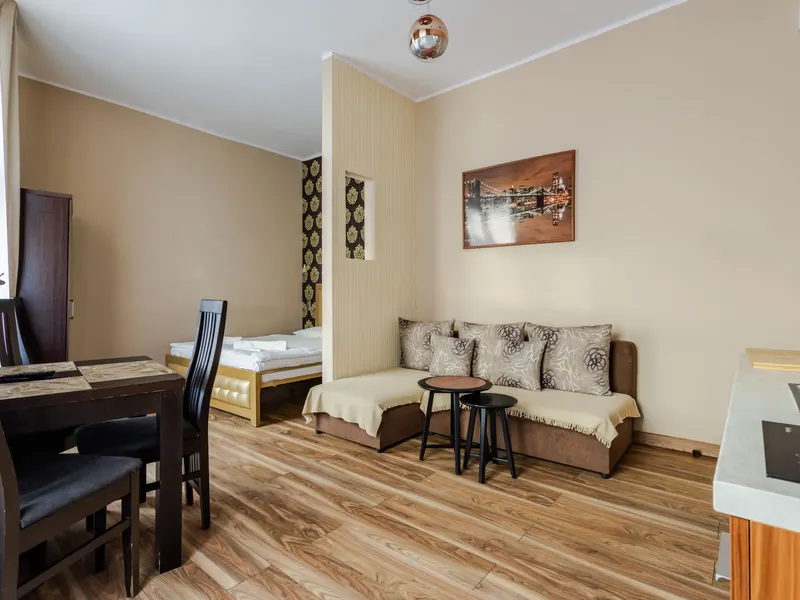 Elegant Studio | Close to MTP and Main Railway Station – photo 2