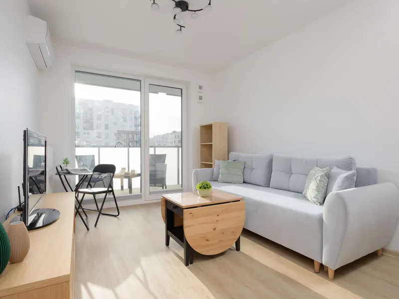 Stylowy Apartament z Balkonem | Klimatyzacja i Parking – zdjęcie 1