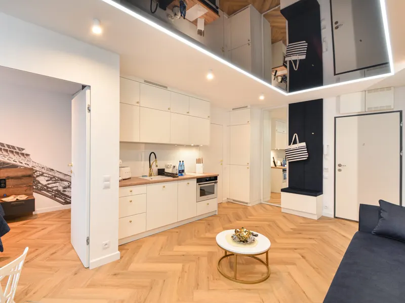 Komfortowy Apartament z Balkonem | 160 m do Plaży – zdjęcie 4