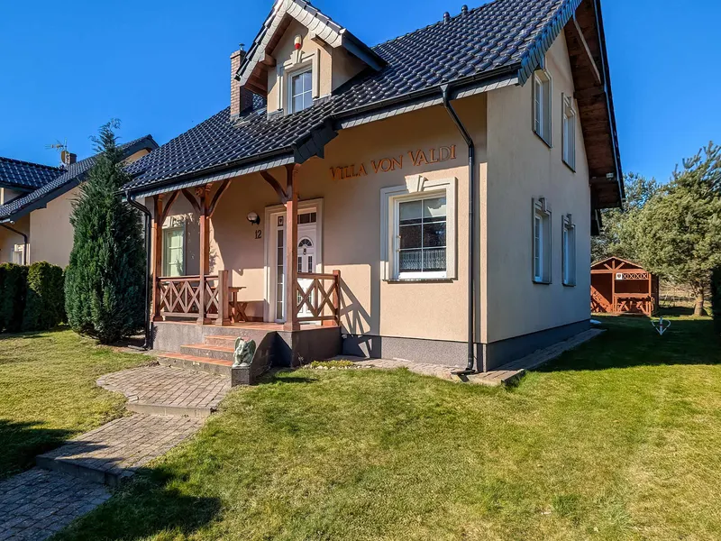Przestronny Apartament | 3 Sypialnie, Sauna, Ogród – zdjęcie 1