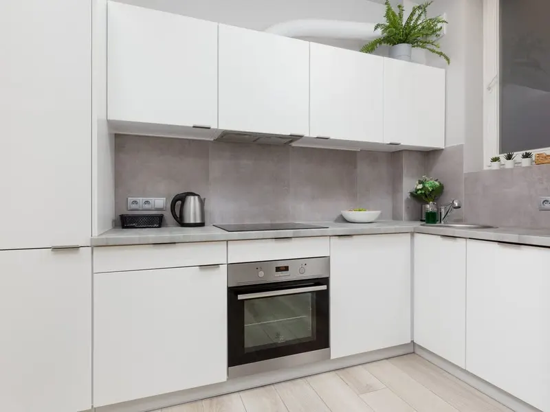 Modern Apartment in the Center | Balcony and 650 m to the Metro – photo 3