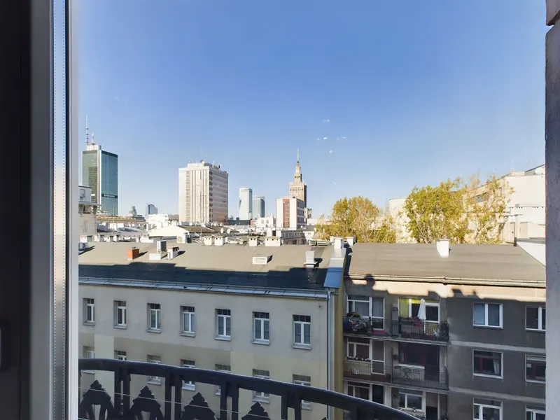 Klimatyczny Apartament w Centrum | Balkon Francuski | Miejsce do Pracy – zdjęcie 4