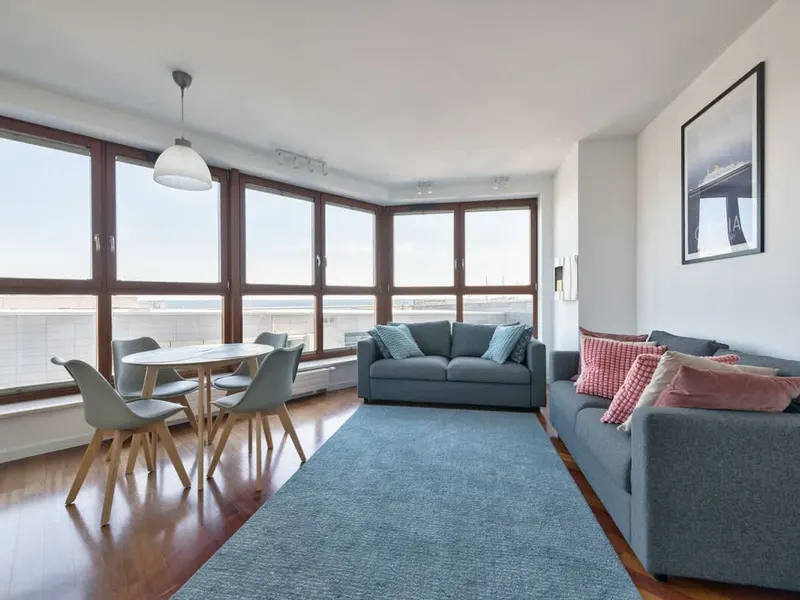 Stylish Apartment | Panoramic View of the Sea and Bay – photo 1