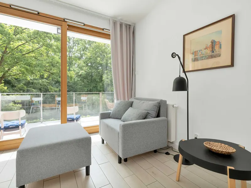 Cozy Apartment with Balcony | Parking | Close to Kępa Redłowska – photo 1