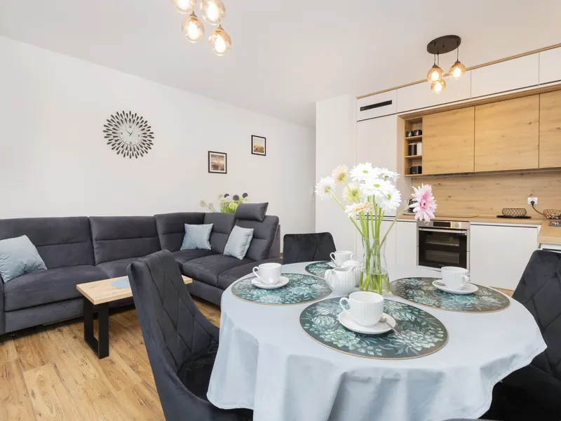 Geräumige Wohnung für 6 Personen | Balkon, Parkplatz – Foto 1
