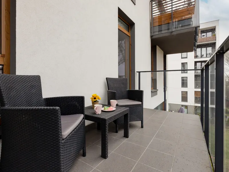 Air-conditioned Apartment with Balcony | Parking in Garage – photo 3