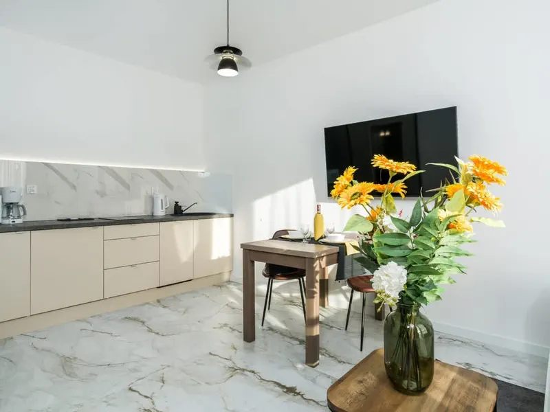 Stylish Apartment | Parking | Close to Old Market Square – photo 3