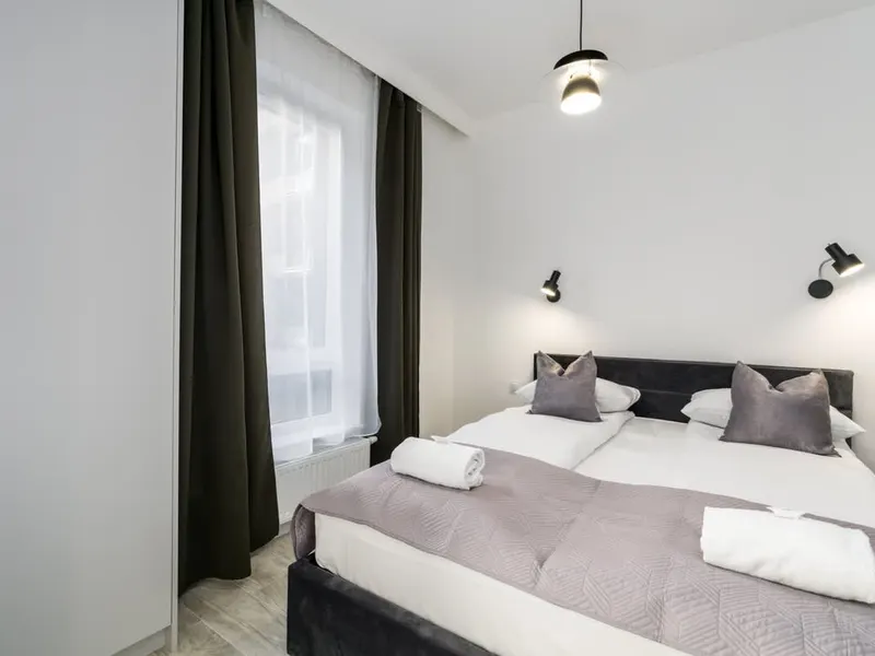 Stylish Apartment | Parking | Close to Old Market Square – photo 2