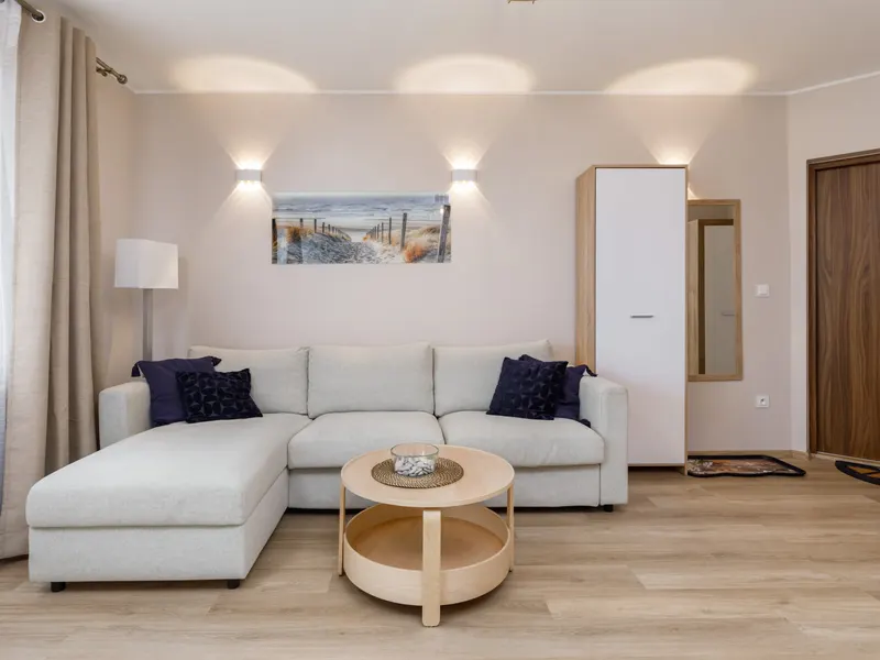 Apartment with Terrace | Air Conditioning, Parking, Close to the Beach – photo 1