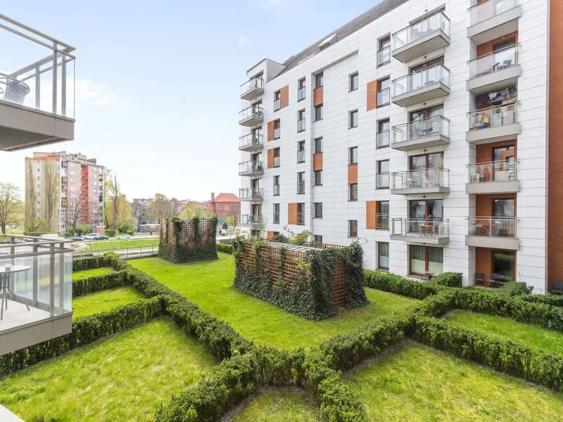 Klimatyzowany Apartament | 2 Sypialnie, Balkon, Parking – zdjęcie 4