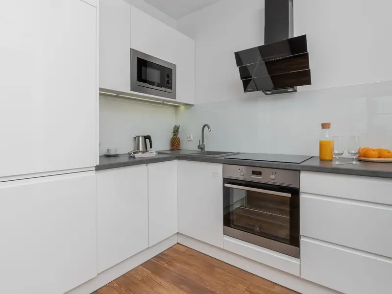 Klimatyzowany Apartament | 2 Sypialnie, Balkon, Parking – zdjęcie 5