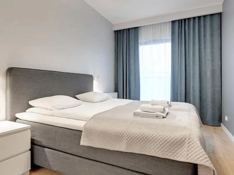 Komfortable Wohnung | Arbeitsplatz | Parkplatz – Foto 2
