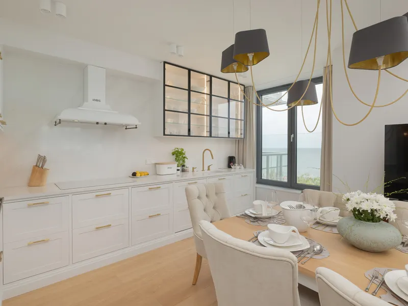 Elegancki Apartament | 2 Balkony z Widokiem na Morze, Parking – zdjęcie 5