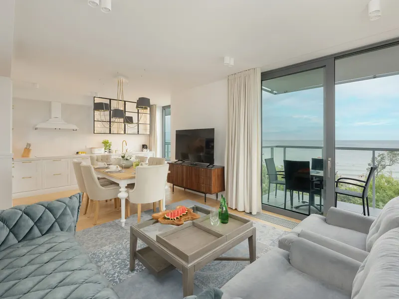 Elegancki Apartament | 2 Balkony z Widokiem na Morze, Parking – zdjęcie 1