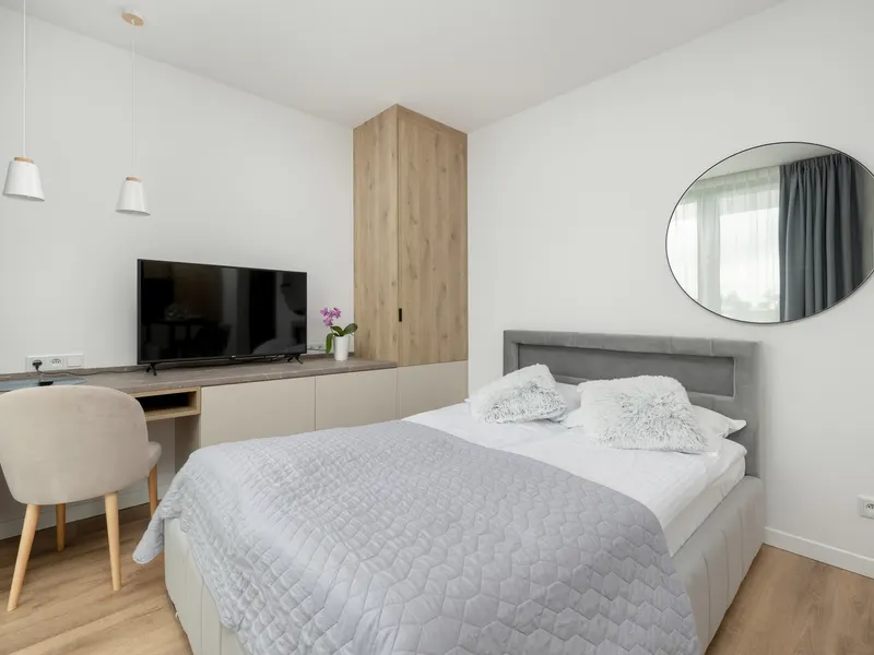 Stylish Studio | Parking, Gym & Close to the Beach – photo 3