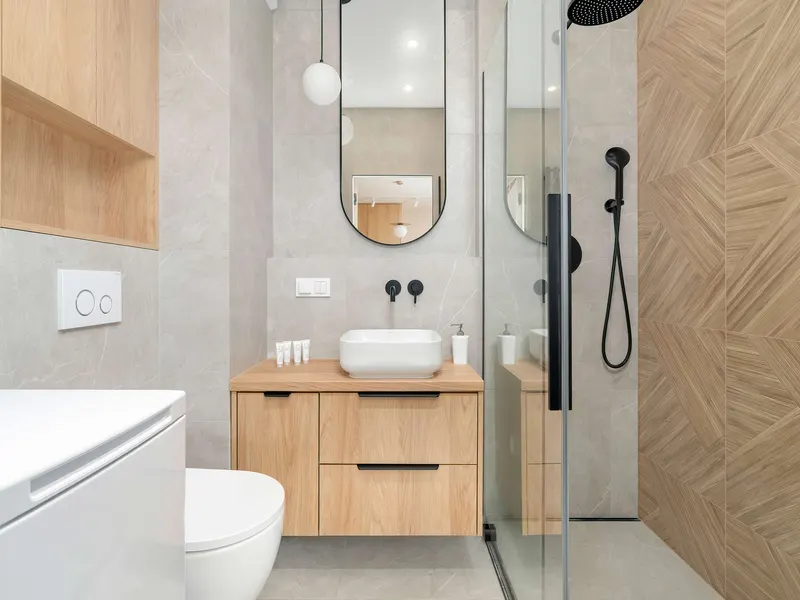 Helles Apartment mit Balkon | Garagenstellplatz und Klimatisierung – Foto 4