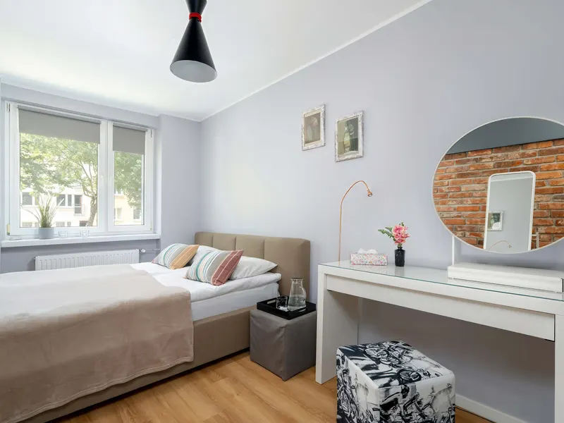 Stylowy Apartament w Poznaniu | Miejsce do Pracy – zdjęcie 2