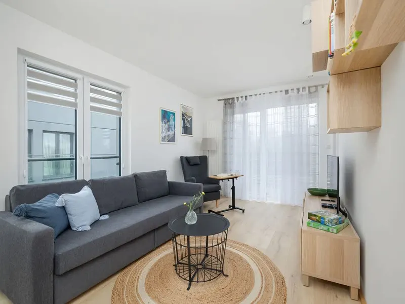 Przytulny Apartament z Balkonem | Parking – zdjęcie 1