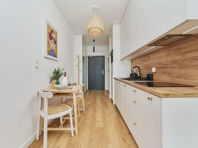 Przytulne Studio z Balkonem | Parking – zdjęcie 2