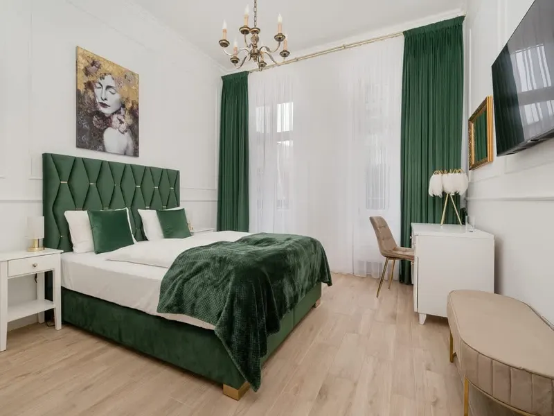 Stylowy Apartament dla 4 Osób | Balkon i Miejsce do Pracy – zdjęcie 2