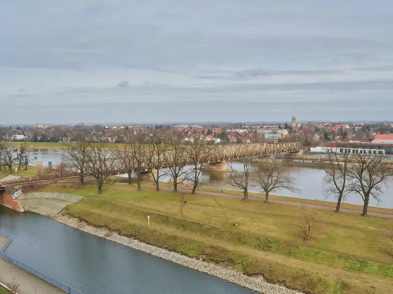 Studio im Loft-Stil mit Klimaanlage | Blick auf den Fluss – Foto 5