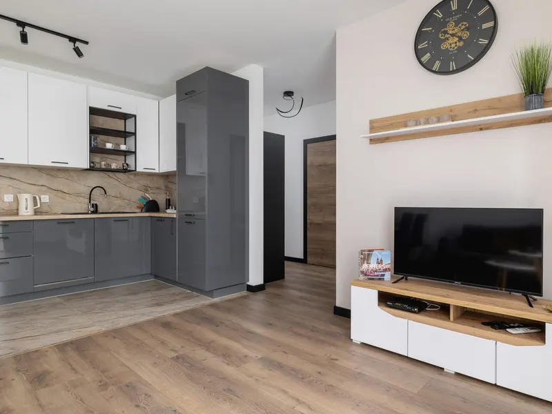 Stylish Apartment with Balcony | Private Parking – photo 4